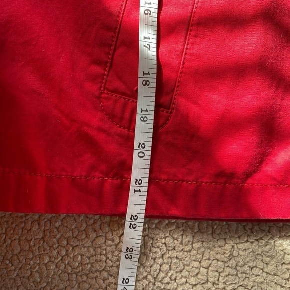 Ann Taylor, Red Cropped Jacket with three Silver Buttons, Size: Medium - Picture 4 of 10